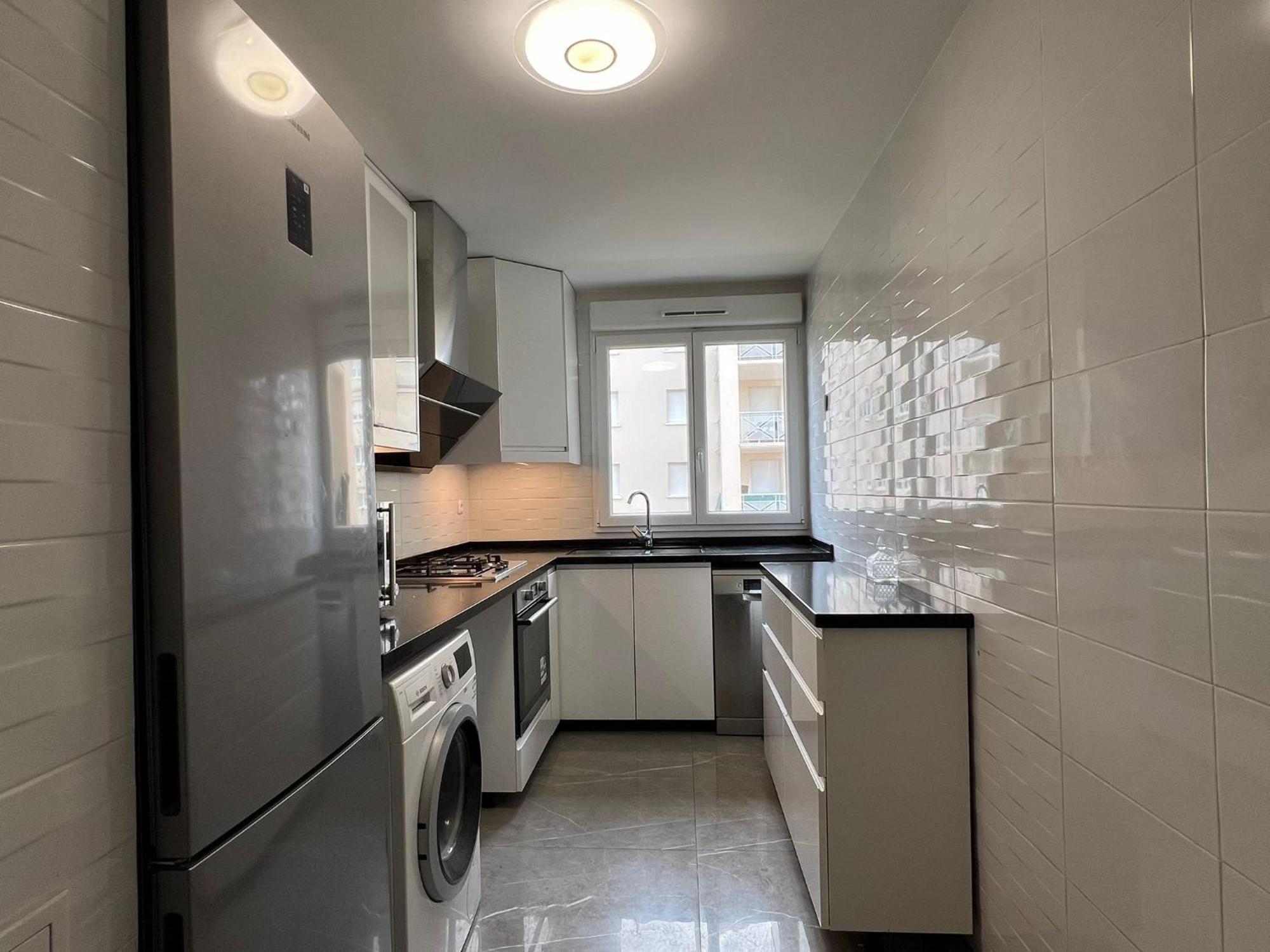 Location 3 Chambres Spacieuses Dans Appartment 2 Mn Rer Bussy Saint Georges 외부 사진