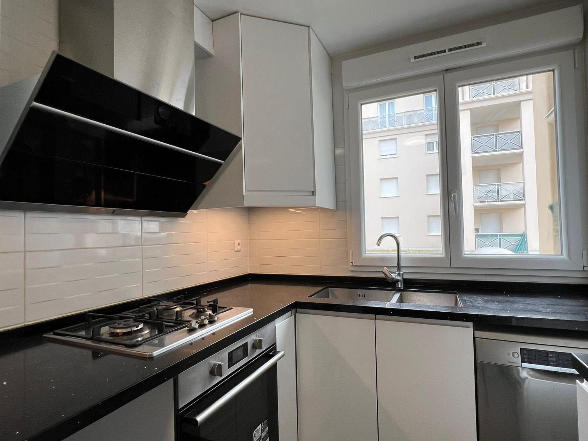 Location 3 Chambres Spacieuses Dans Appartment 2 Mn Rer Bussy Saint Georges 외부 사진