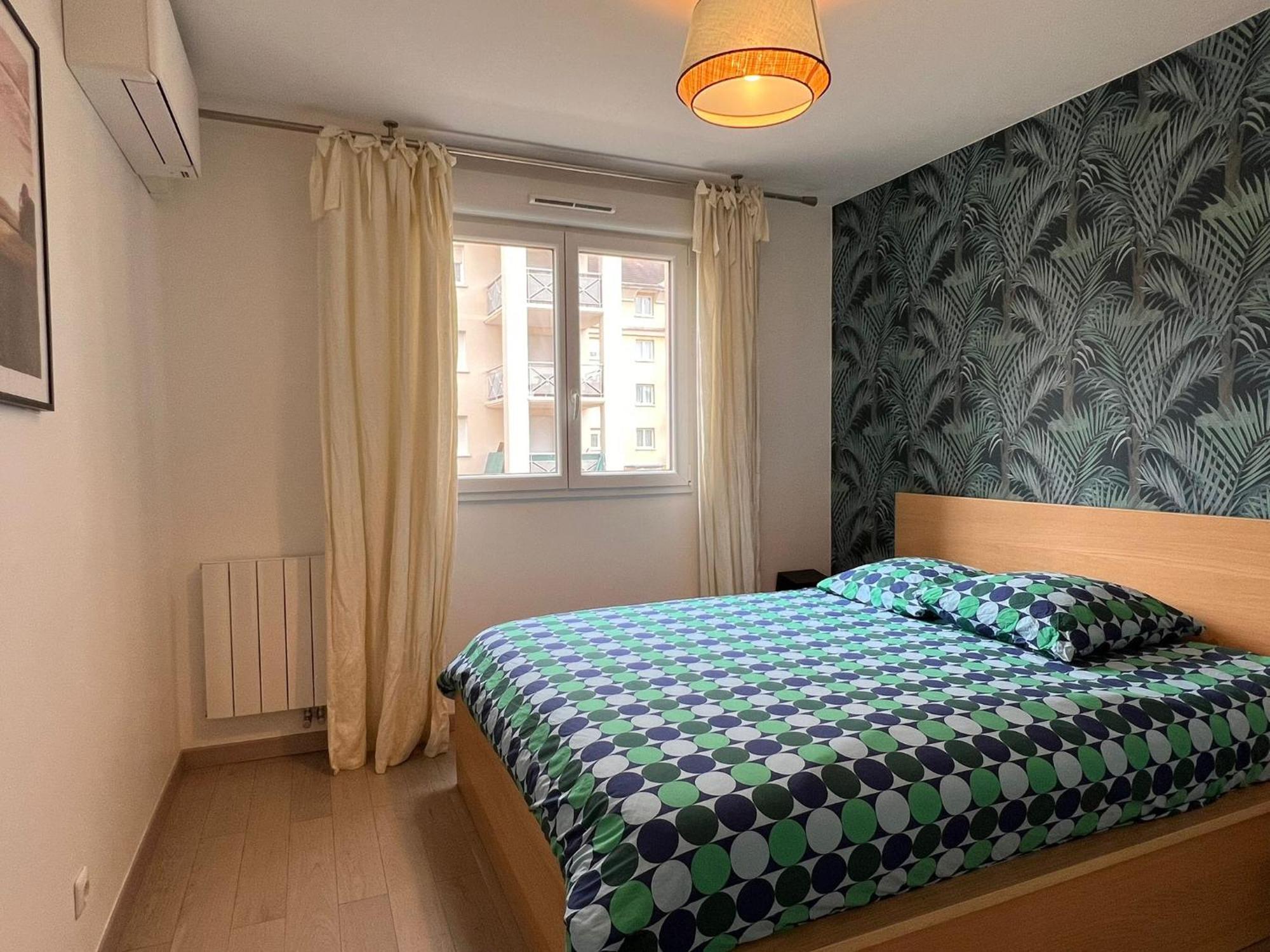 Location 3 Chambres Spacieuses Dans Appartment 2 Mn Rer Bussy Saint Georges 외부 사진